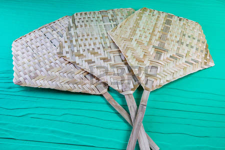Ini Dia Cara Membuat Kipas dari Bambu Anyaman