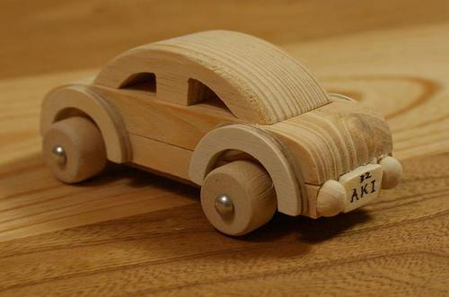 miniature mobil kayu